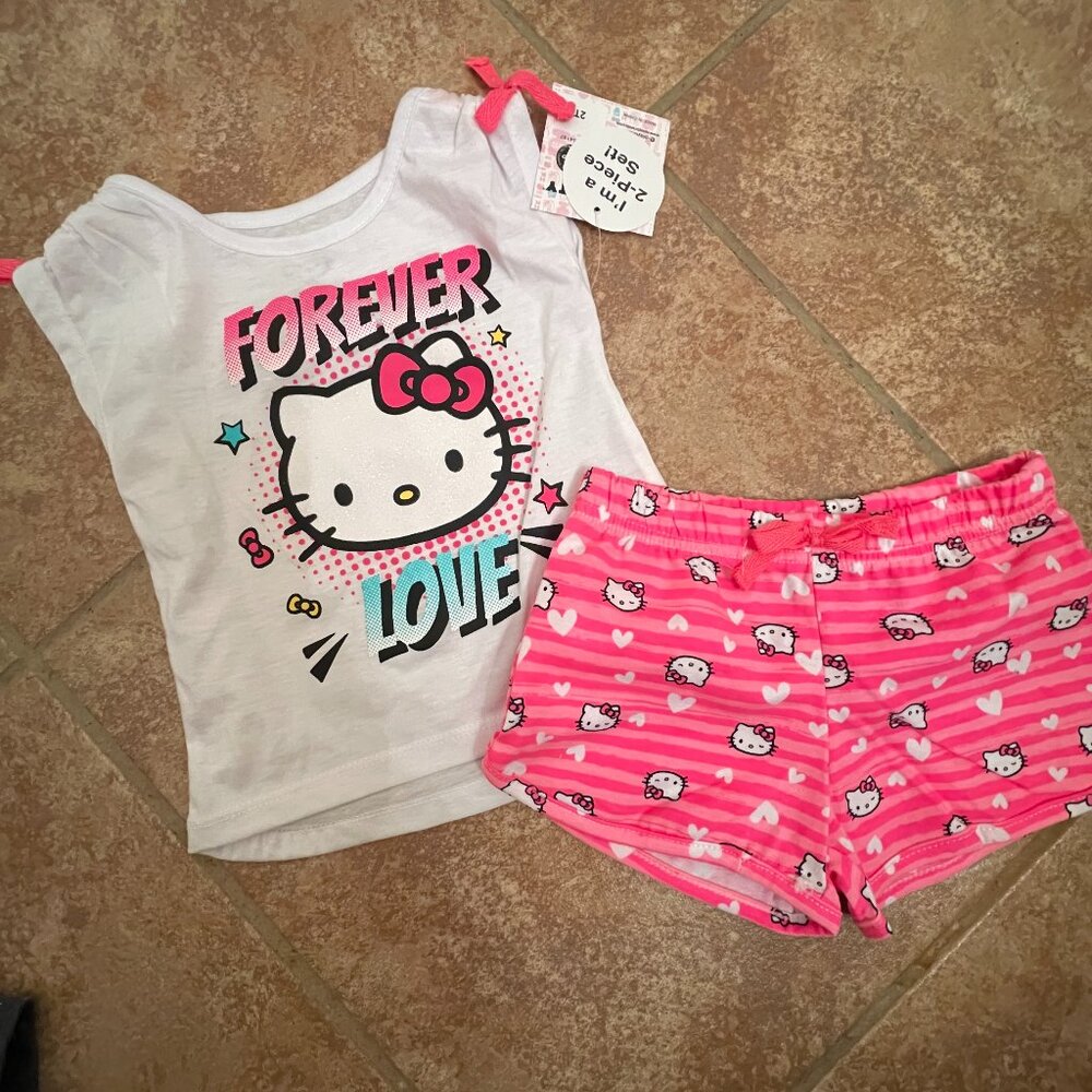 Hello Kitty Sanrio, 2-Piece Short Set Size 2 T NEW with TAGS